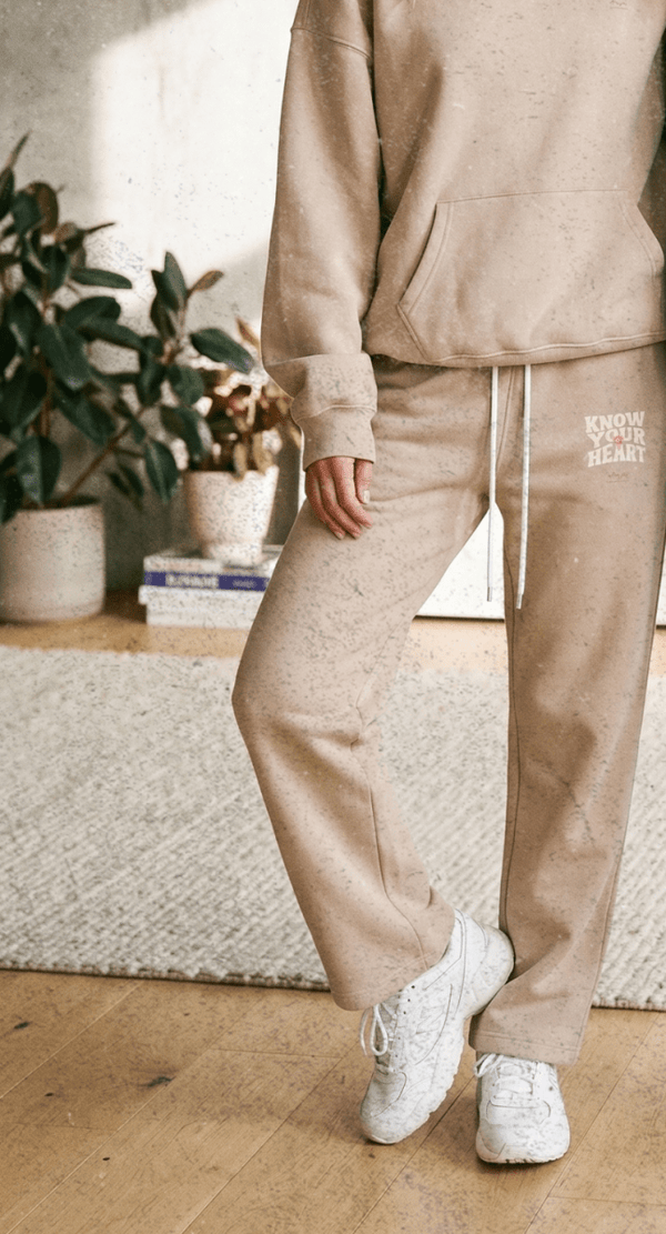 Know Your Heart Straight-Leg Sweatpants – Archistics – Archistics Know Your Heart Straight-Leg Sweatpants – Archistics – Archistics